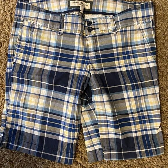 Abercrombie & Fitch Pants - Abercrombie & Fitch blue/yellow plaid shorts sz 4